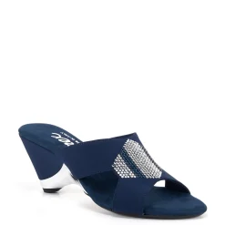 Antonia / Navy