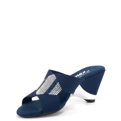Antonia / Navy