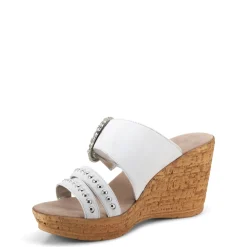Bashful / White