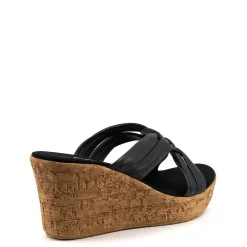 Bethany / Black