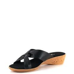 Brynna / Black