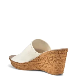 Cathi / White