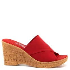 Christina / Red