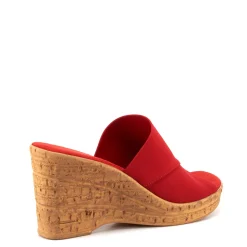 Christina / Red