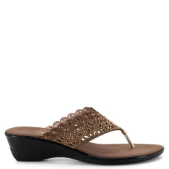 Demy / Brown