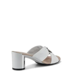 Diona / White