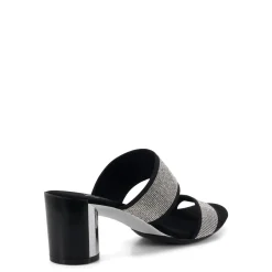 Hanna / Black