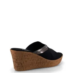 Maggi / Black