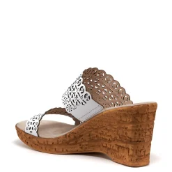 Monette / White