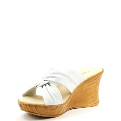 Puffy / White
