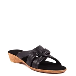 Sail / Black