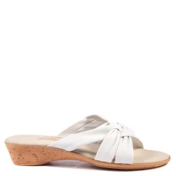 Sail / White