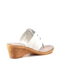 Shana / White
